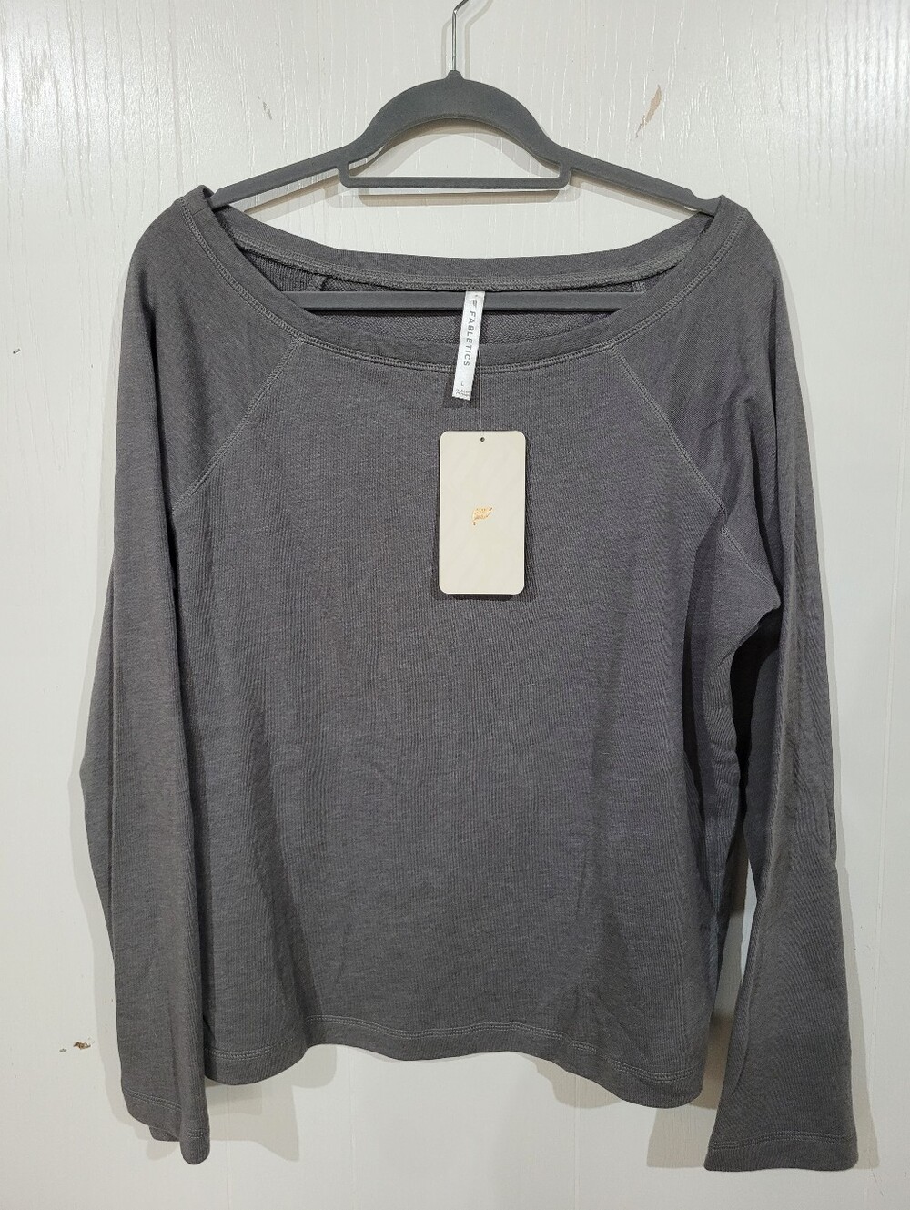Fabletics Isabel Wide Sleeve Gray Terry Pullover Sweatshirt Rainbow Graphic Sz L - Picture 2 of 7